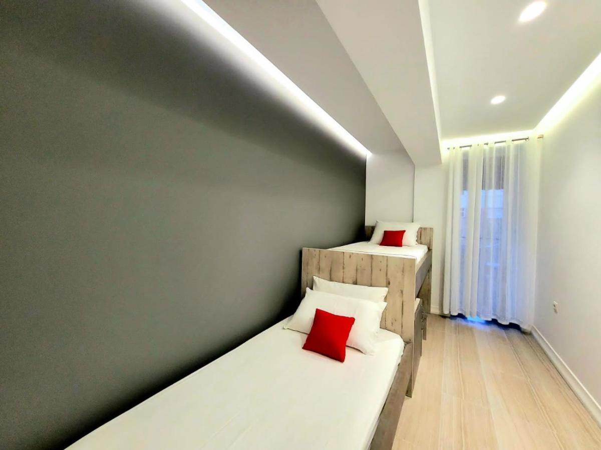 Anis Apartments Sarandë Exteriér fotografie