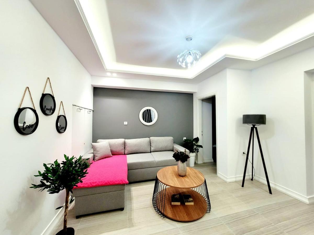 Anis Apartments Sarandë Exteriér fotografie