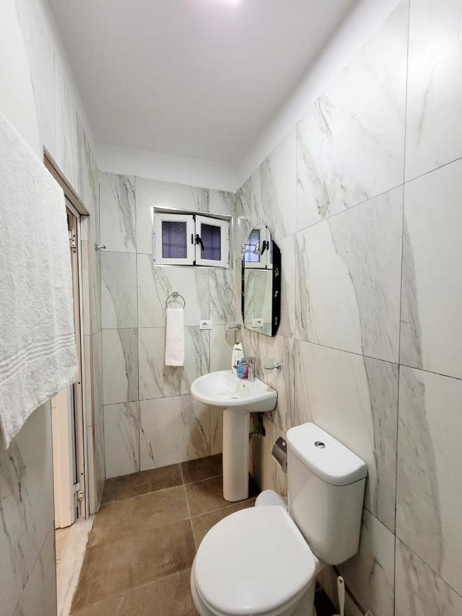 Anis Apartments Sarandë Exteriér fotografie