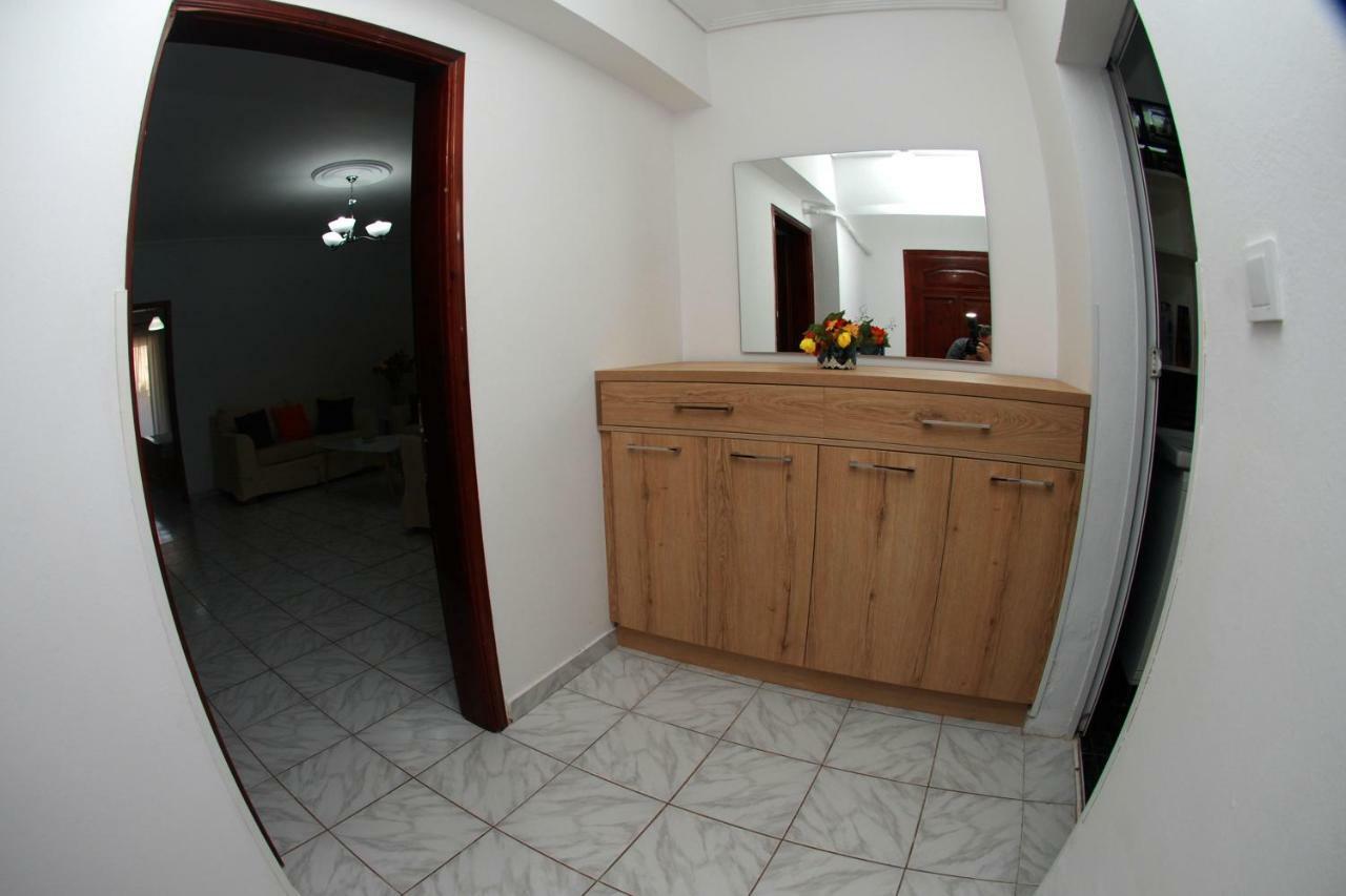 Anis Apartments Sarandë Exteriér fotografie